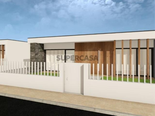 MORADIA T3 EM CONSTRUÇÃO