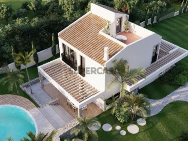 Moradia T3 em Construção com anexo e piscina aquecida em Boliqueime