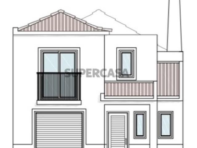 Moradia T3 em construção em Tavira, Algarve