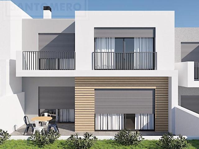 Moradia T3 em construção no centro de Armação de Pêra. 0m² Armação de pêra