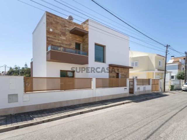 Moradia T3 em Corroios