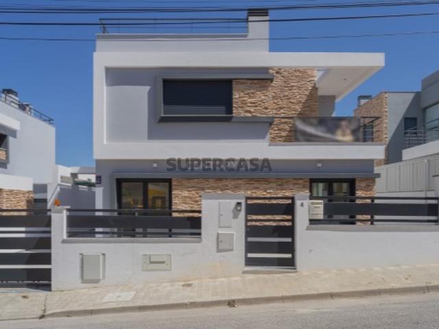 Moradia T3 em Corroios