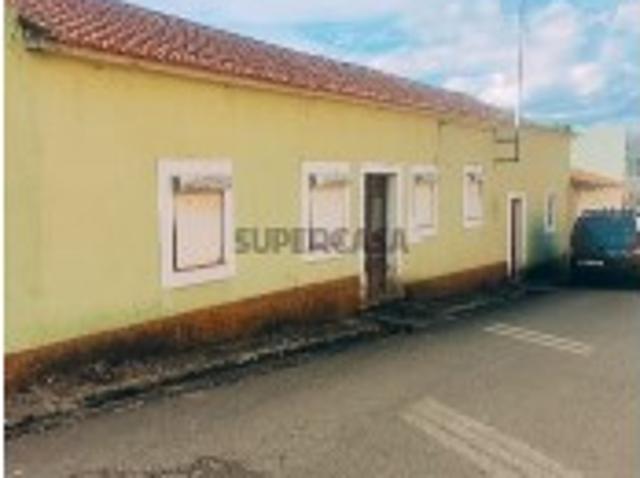 Moradia T3 em Évora de Alcobaça