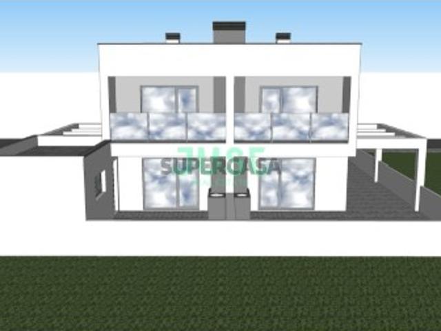 Moradia T3 com 2 suítes e garagem em Fernão Ferro Pinhal General