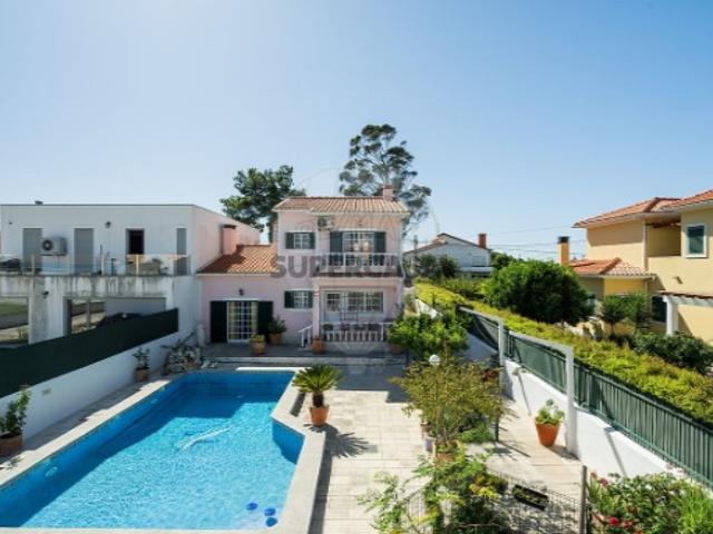 Moradia T3 em Fernão Ferro