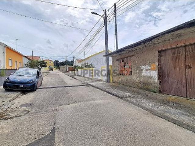 Moradia T3 em Ferrel