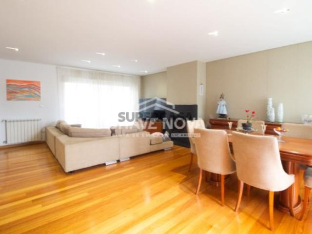 Moradia T3 em Gulpilhares Conforto, Espaço e Localização Privilegiada!