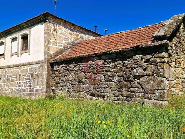 Moradia T3 em pedra | 26083567596