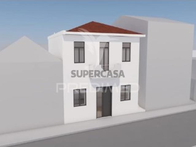 Moradia T3 em Peso da Régua e Godim