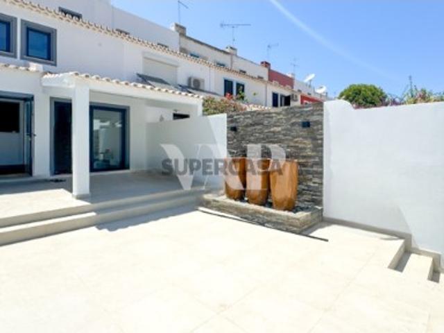 Moradia T3 em Quarteira
