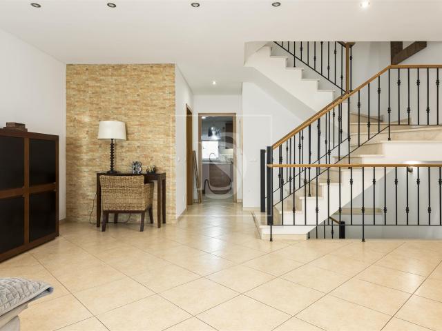 Moradia T3 em Quelfes, Olhão 185m² Olhão