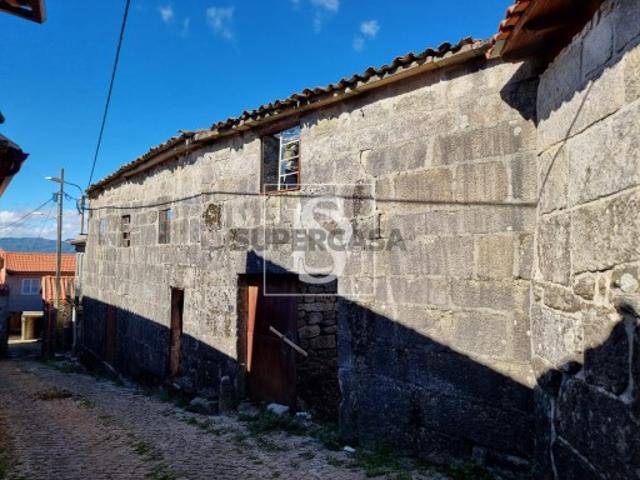 Moradia T3 em Ruivães e Campos