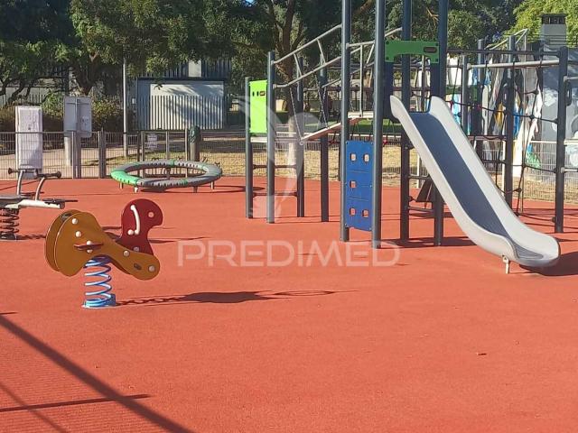 Moradia T3 em Recuperação – Foros da Amora