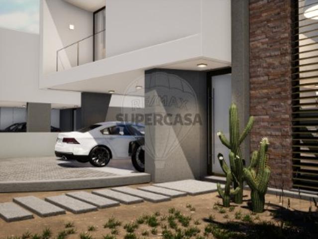 Moradia T3 em São João das Lampas e Terrugem