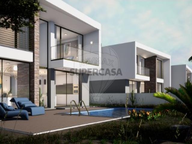 Moradia T3 em São João das Lampas e Terrugem