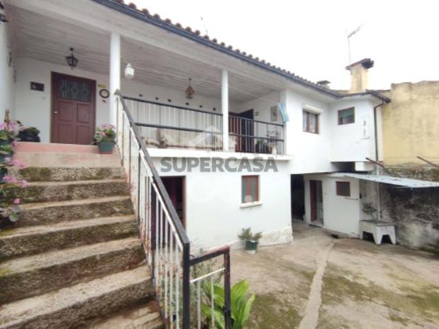 Moradia T3 em Santa Maria Maior