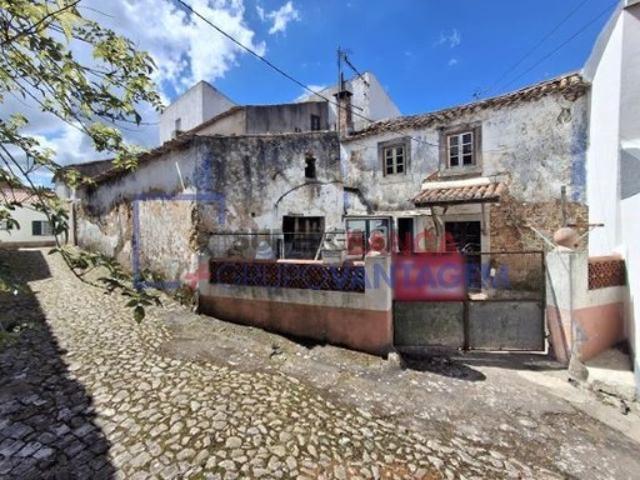 Moradia T3 em Santa Maria, São Pedro e Sobral da Lagoa