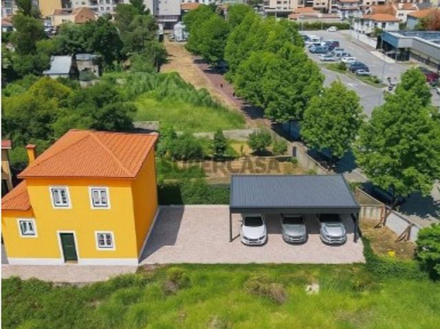 Moradia T3 em Santa Marinha