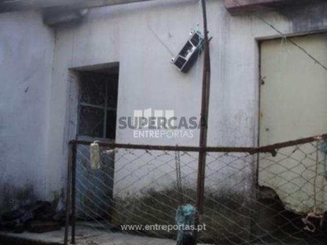 Moradia T3 em Santa Marta de Portuzelo