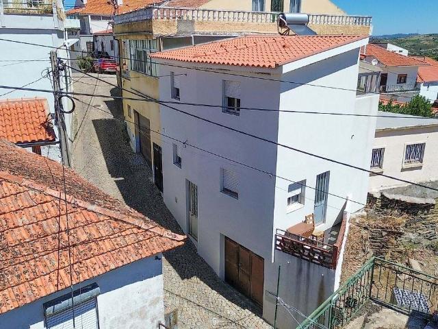 Moradia T3 em Valongo dos Azeites, São João da Pesqueira Ideal para AL