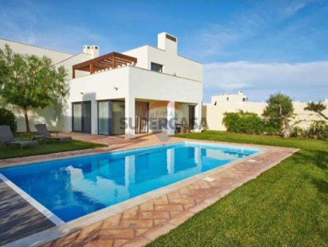 Moradia T3 em Vila de Sagres