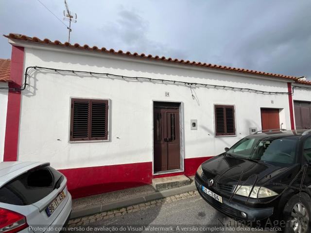 Moradia T3 em Vila Nova da Baronia