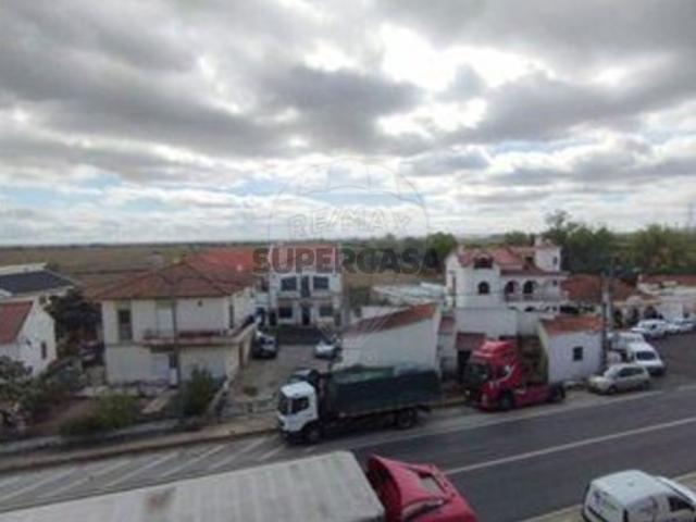 Moradia T3 em Vila Nova da Rainha