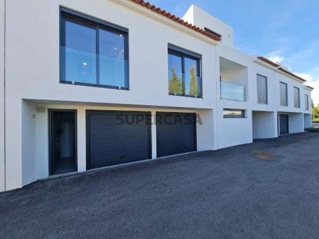 Moradia T2+1 em zona tranquila de Vilamoura, Algarve