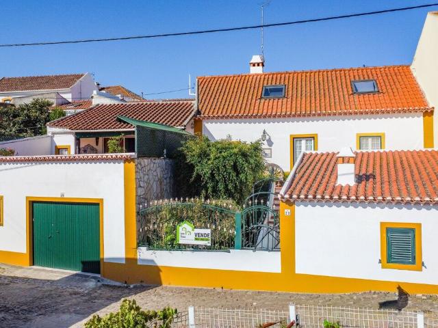 Moradia T3 Ericeira 14 km, A Casa das Casas