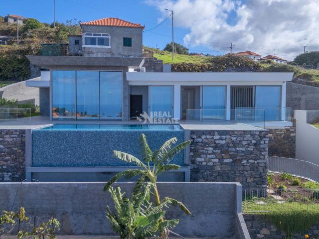 Moradia T3, Estreito da Calheta, Calheta | BPI Expresso Imobiliário
