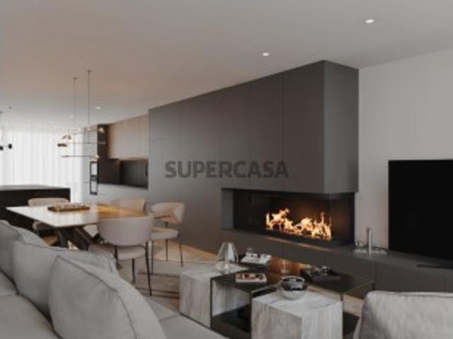 Moradia T3, gaveto em Frossos Braga