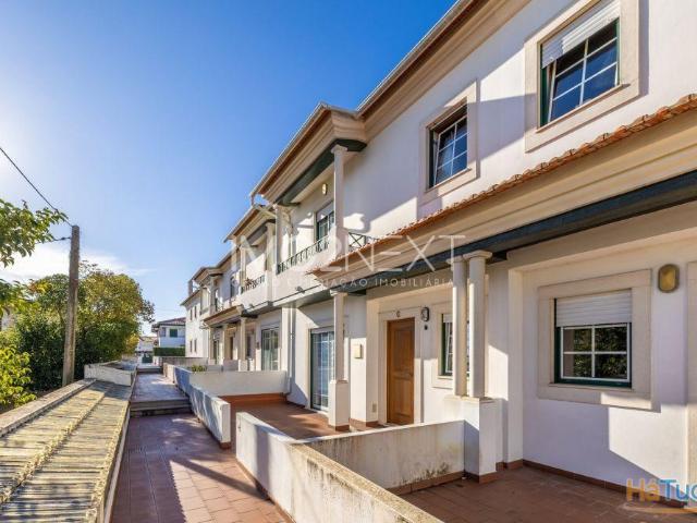 MORADIA T3 GEMINADA || CENTRO DA MARINHA GRANDE | 26064063755