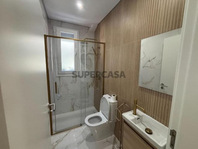 Moradia T3 Geminada com 2 suítes!OPORTUNIDADE!