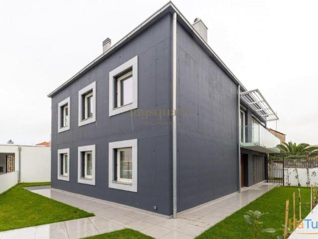 Moradia T3 Independente | Luxo | Condomínio Fechado | Leça da Palmeira | 25063865632