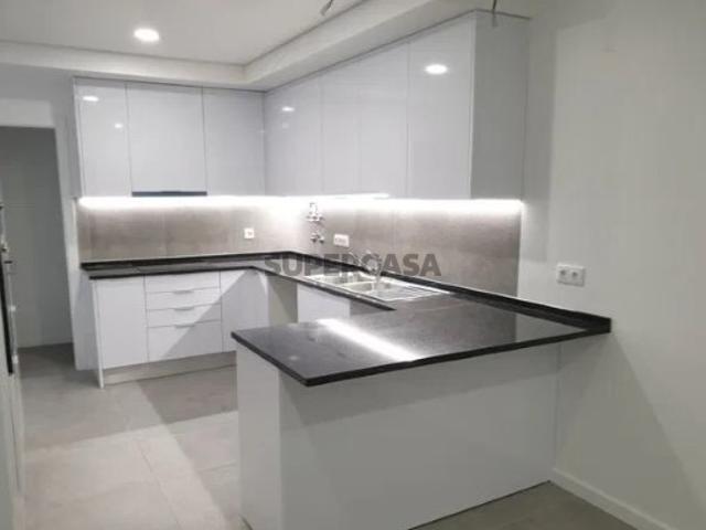 Moradia T3 Isolada Fernão Ferro