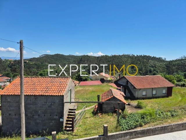 Moradia T3 para Reabilitar com Espaço Exterior – Mortazel, M. 93m² Mortágua, Vale Remígio, Cortegaça e Almaça