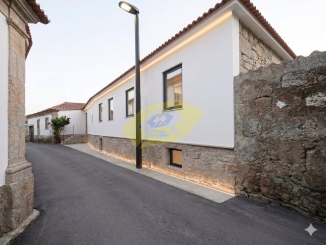 Moradia T3 para recuperar em Vila Verde/Felgueiras 0m² Felgueiras e Feirão