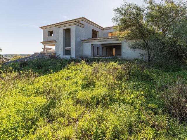 Moradia T3 para Renovar | Parque da Floresta, Vila do Bispo 393m² Budens