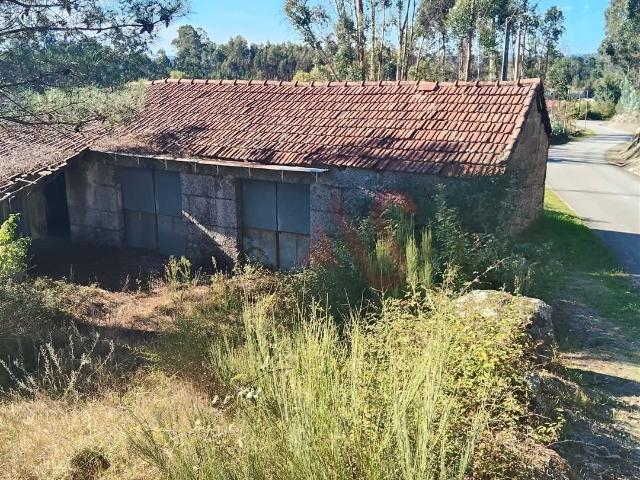 Moradia T3 para restaurar com terreno em Seidões, Fafe 57m² Ardegão, Arnozela e Seidões