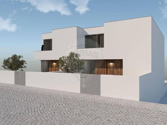 Moradia T3 para venda