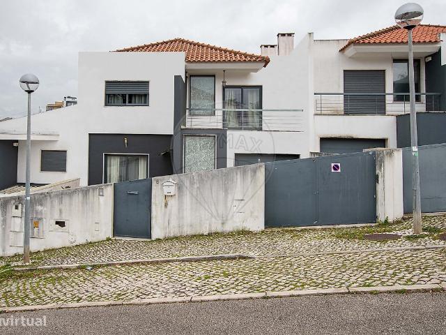 Moradia T3 para venda