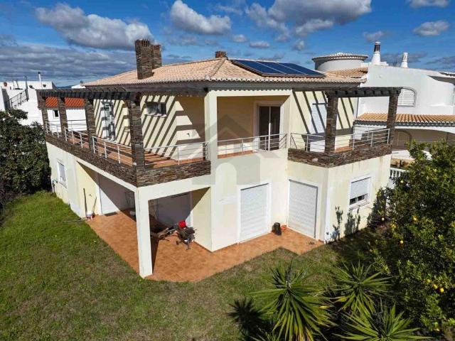 Moradia T3 para Venda em Portimão 261m² Portimão