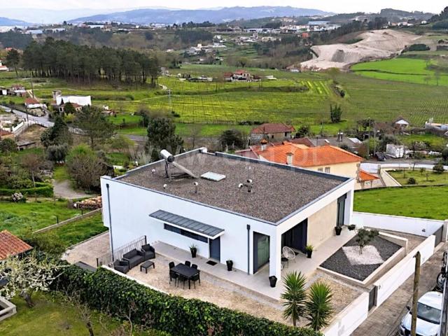 Moradia T3 / Penafiel, Castelões