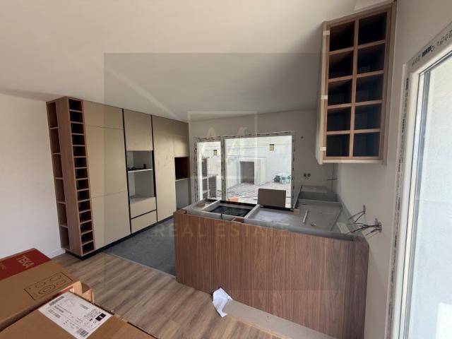 Moradia T3, Quase Pronta com Piscina