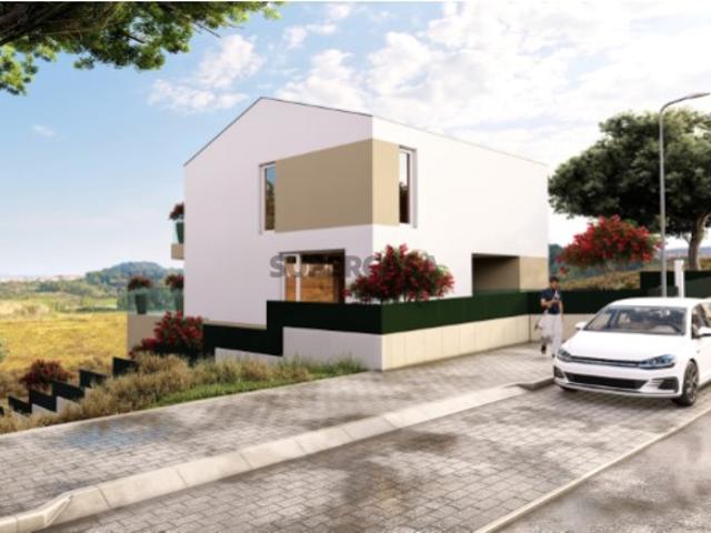 Moradia T4 | Rua do Campo, Santa Clara