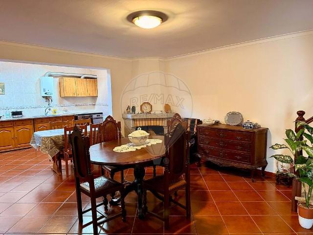 Moradia T3 Reabilitada – Vila Chã do Monte Torredeita