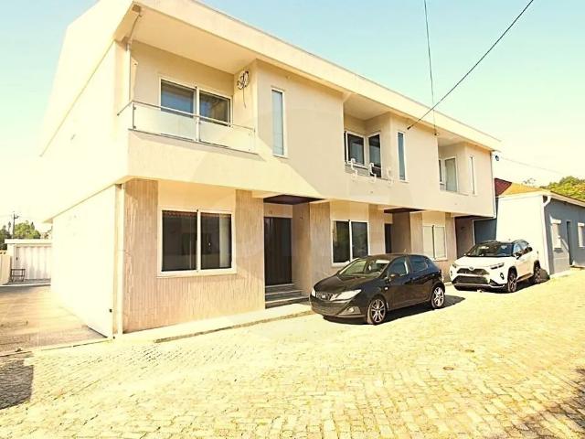 Moradia T3 Renovada na Maia – Conforto e Excelente Localização!
