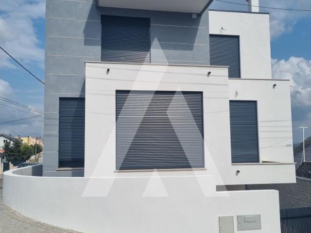 Moradia T3 Santa Clara