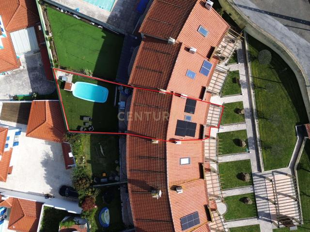Moradia T3 + Sótão com Piscina Privativa Mafra