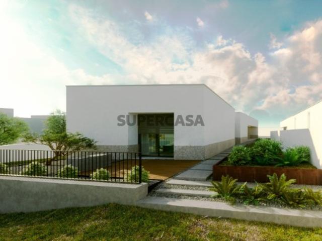 Moradia T3 Térrea com 3 Suites em Avidos Vila Nova de Famalicão